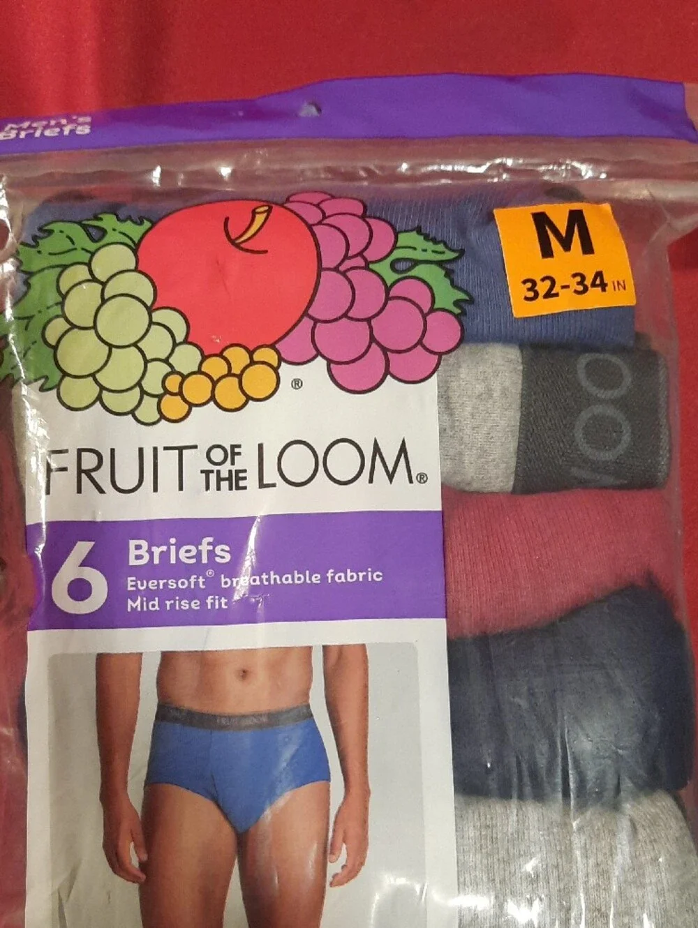 3 Fruit of the Loom Men's Briefs 3-Pack Assorted Red, Navy, Gray, Green M 32-34